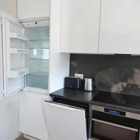 Center Rutu Street Apartman