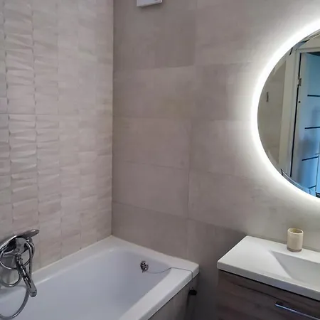 Center Rutu Street Apartman *